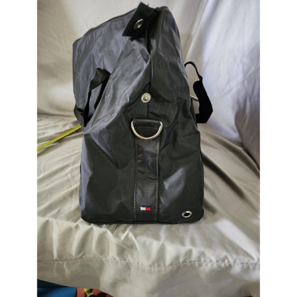 Tommy Hilfiger Nylon Tote Bag Adjustable Shoulder Strap & Handles Gym Overnight - Picture 9 of 9